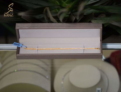 صورة اسوارة تنس