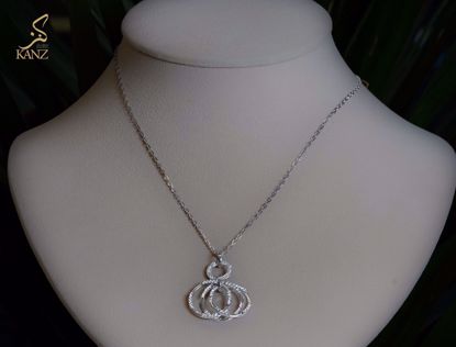 صورة عقد ذهب ابيض