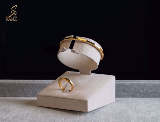 صورة اسوارة مع خاتم